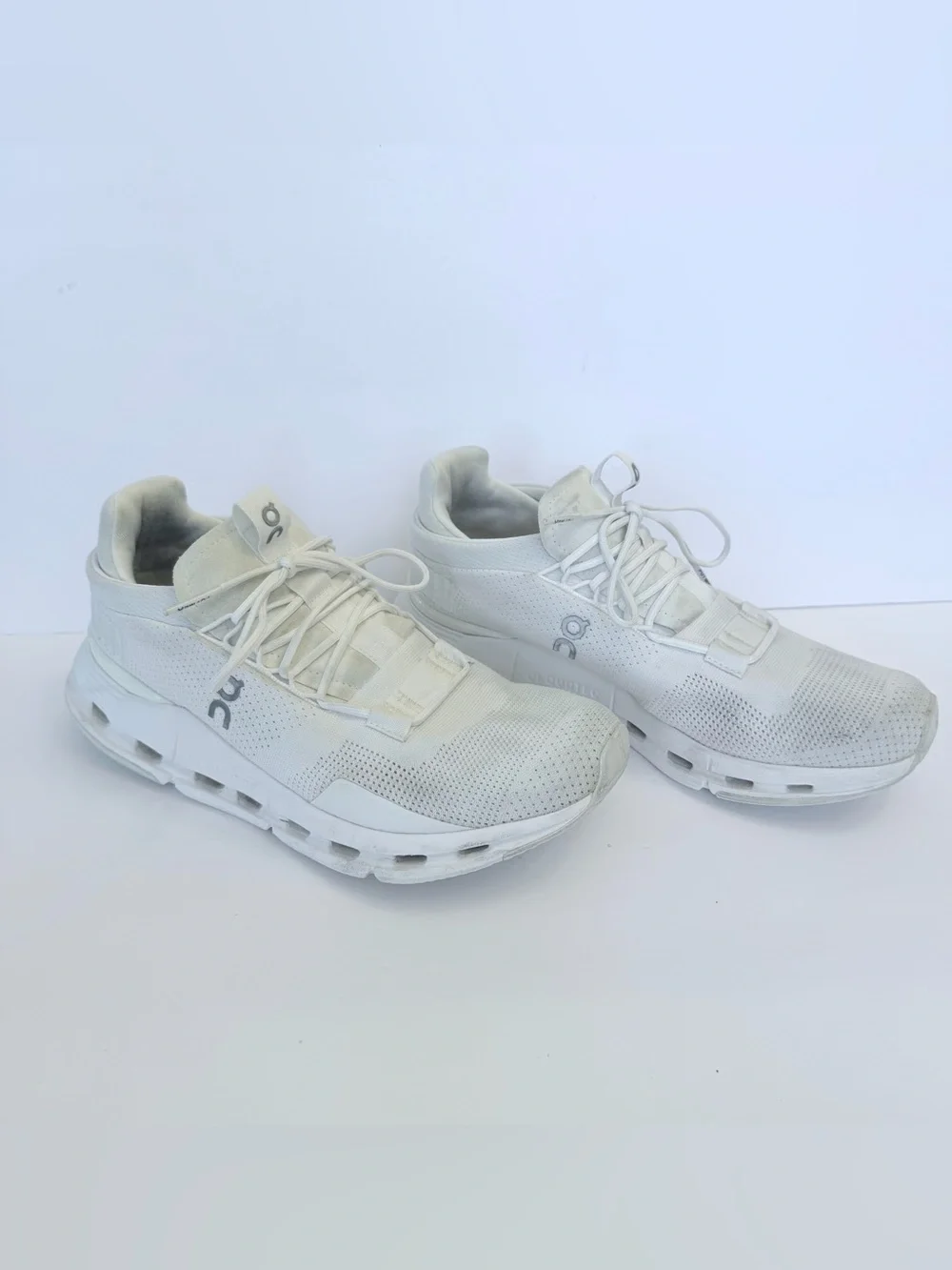 On Cloudnova 2 women’s sneakers in White, size 9.5,